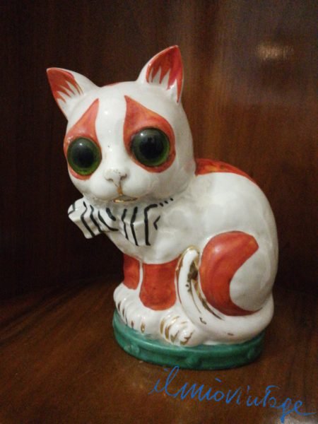 Lampada da comodino piccolo gatto in porcellana